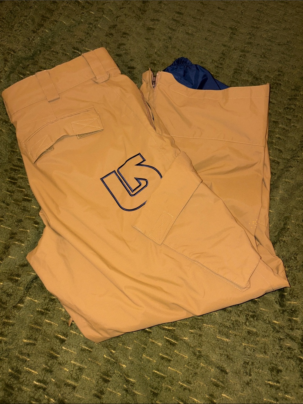 Men’s Burton Tan Cargo Snow Pants with Navy Logo Size Large
